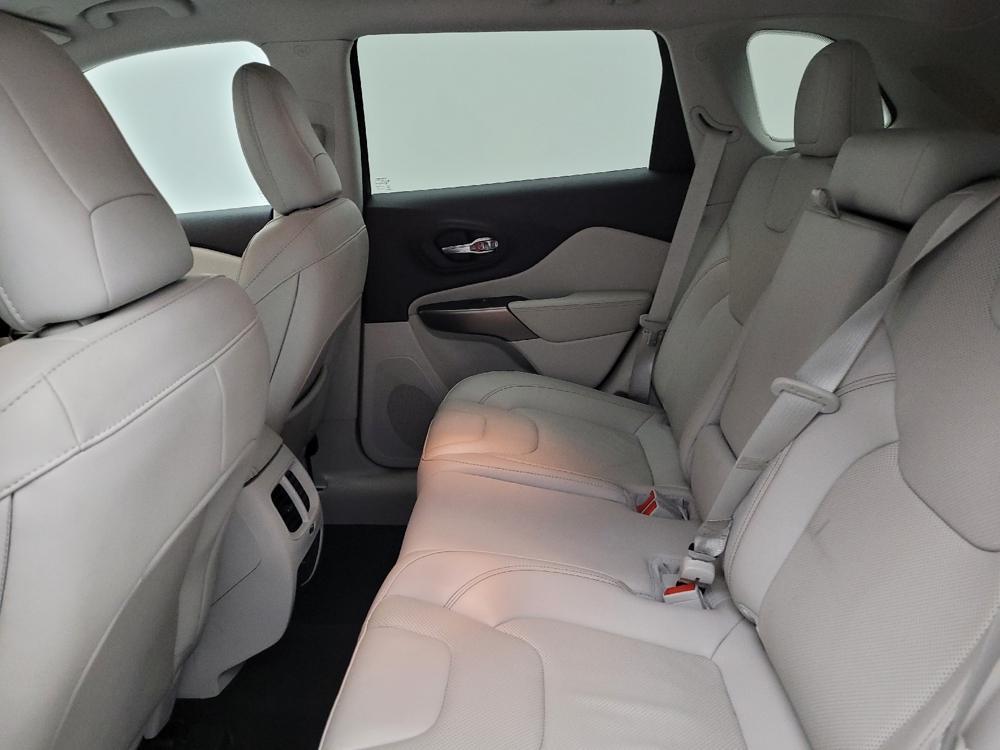 used 2022 Jeep Cherokee car, priced at $23,195