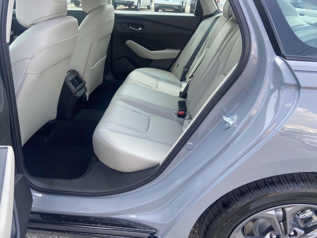 new 2025 Honda Accord Hybrid car, priced at $36,545
