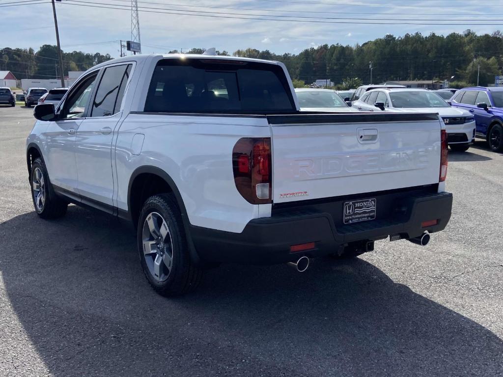 new 2025 Honda Ridgeline car, priced at $45,330