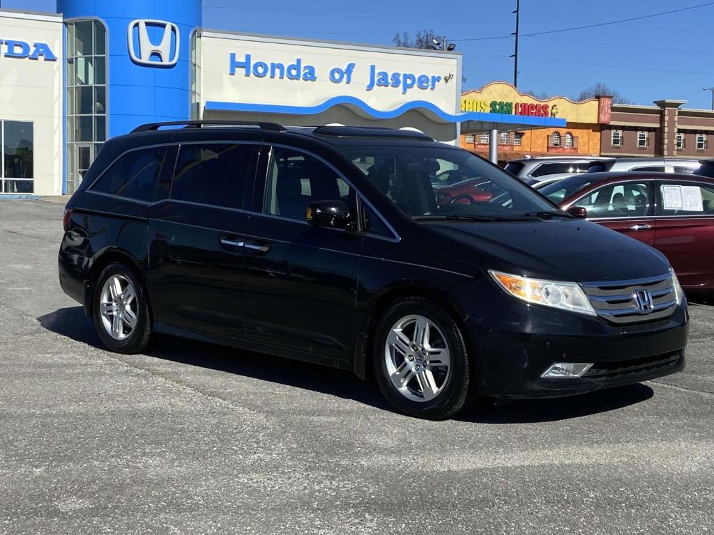 used 2013 Honda Odyssey car, priced at $7,000