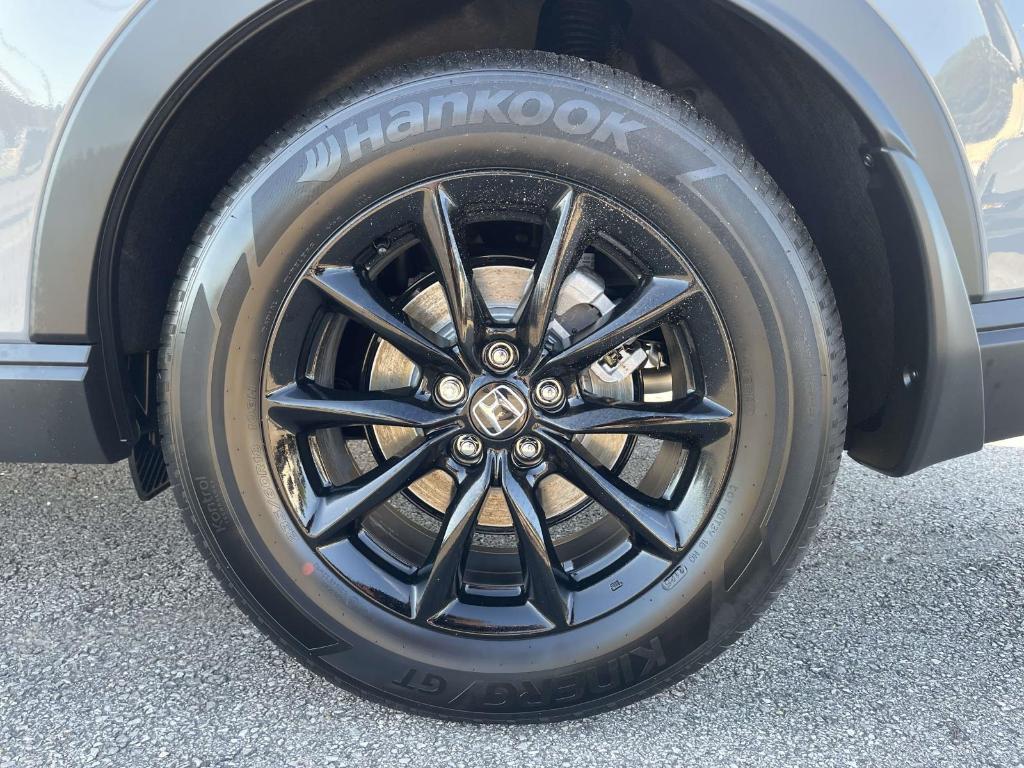 new 2026 Honda CR-V Hybrid car, priced at $37,535