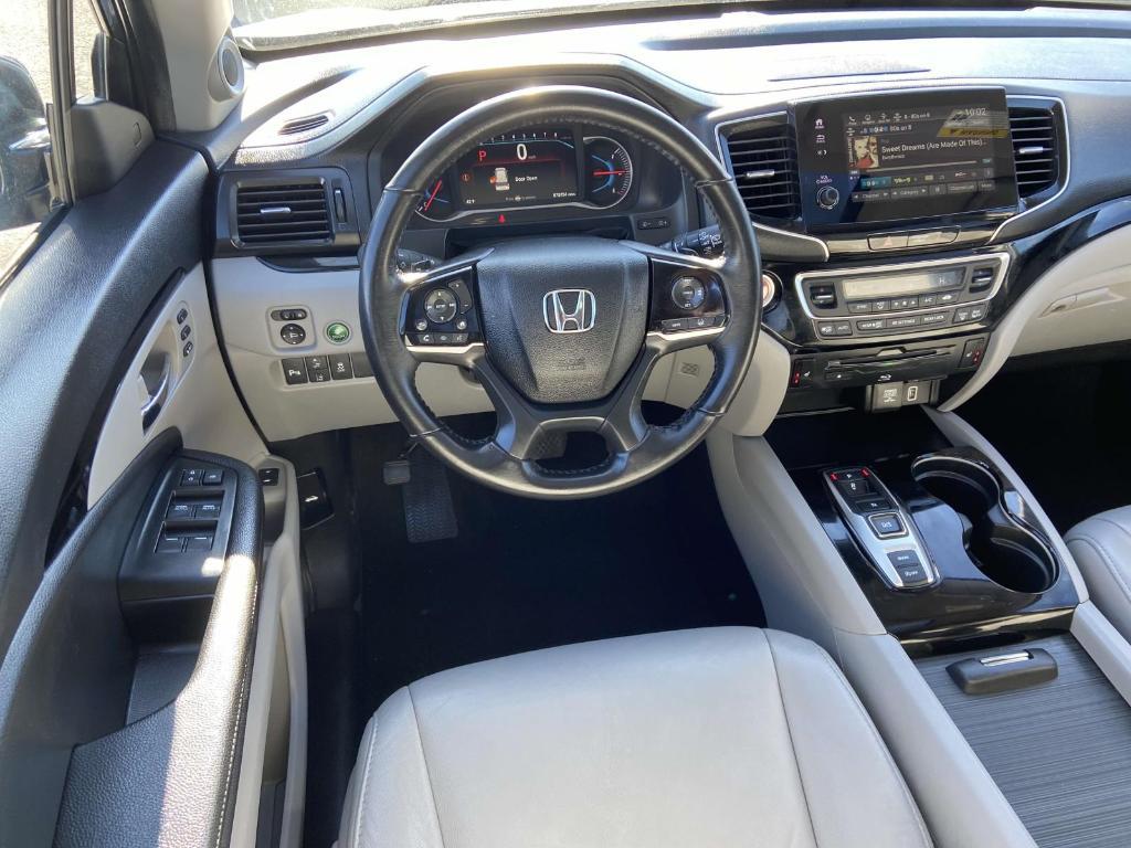 used 2020 Honda Pilot car, priced at $27,491