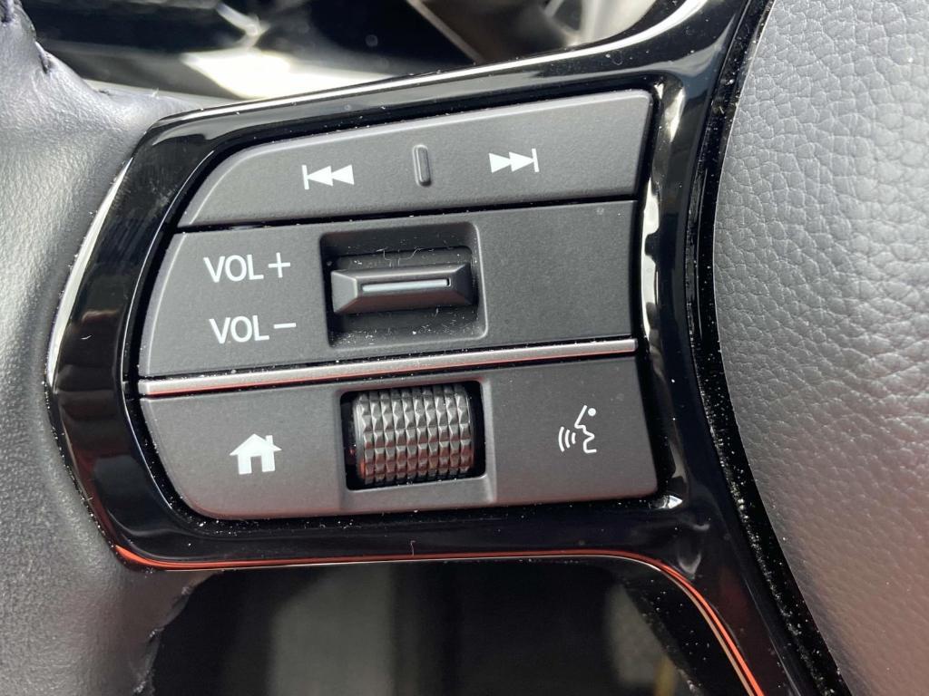 used 2025 Honda CR-V car, priced at $35,991