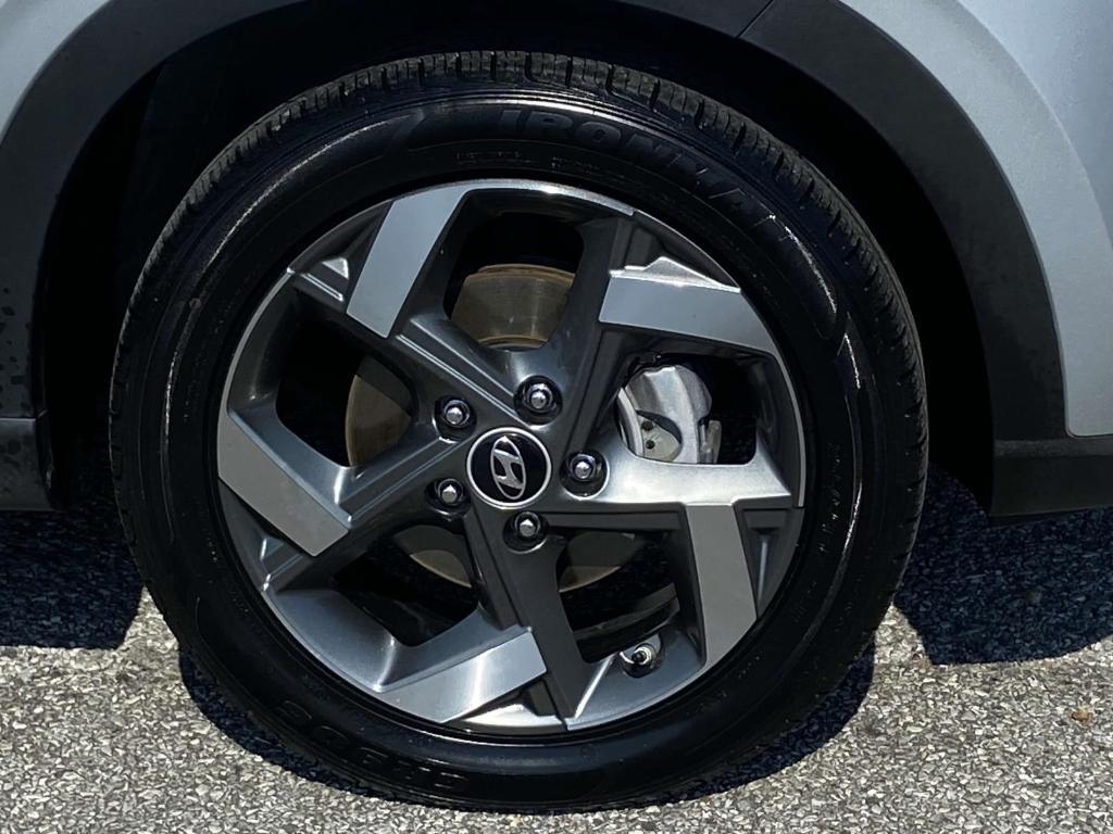 used 2022 Hyundai Venue car, priced at $15,991