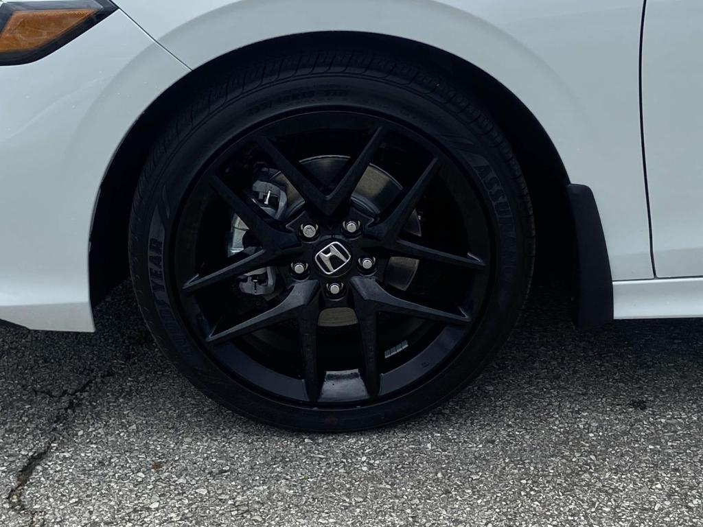 new 2026 Honda Civic Hybrid car, priced at $30,900
