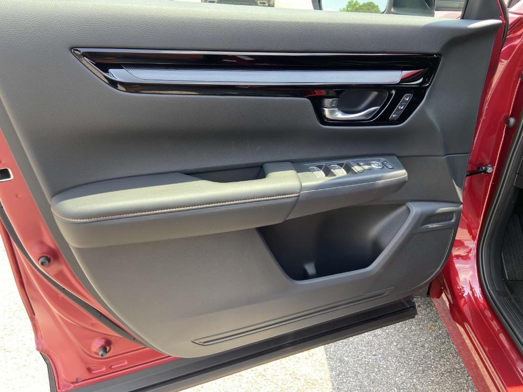 new 2025 Honda CR-V Hybrid car, priced at $42,950