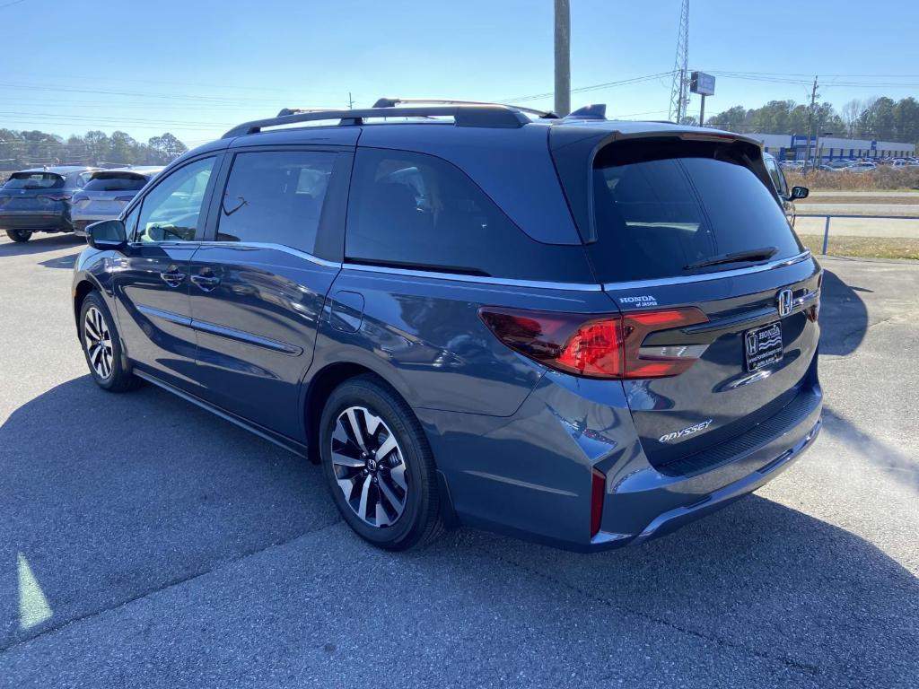 new 2025 Honda Odyssey car, priced at $44,275