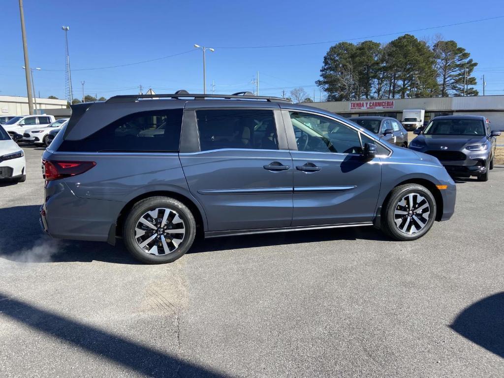 new 2025 Honda Odyssey car, priced at $44,275