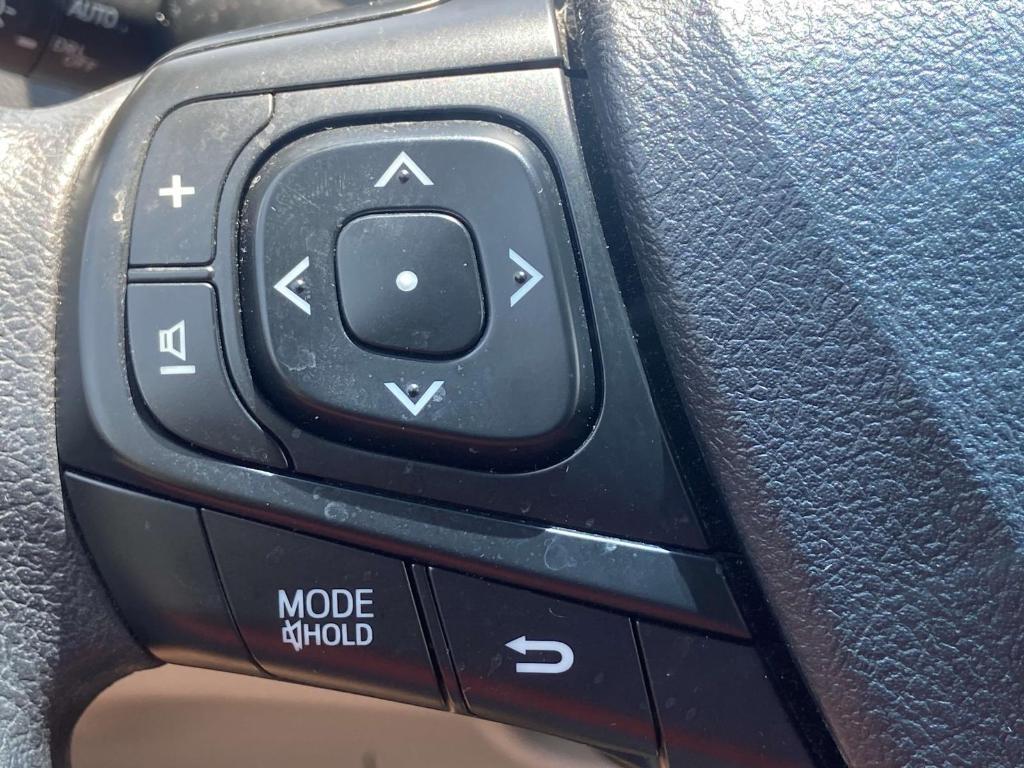 used 2015 Toyota Camry Hybrid car, priced at $18,491