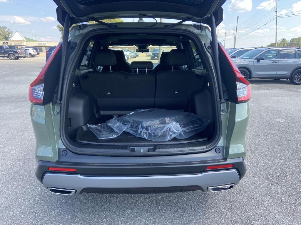 new 2026 Honda CR-V Hybrid car, priced at $40,705