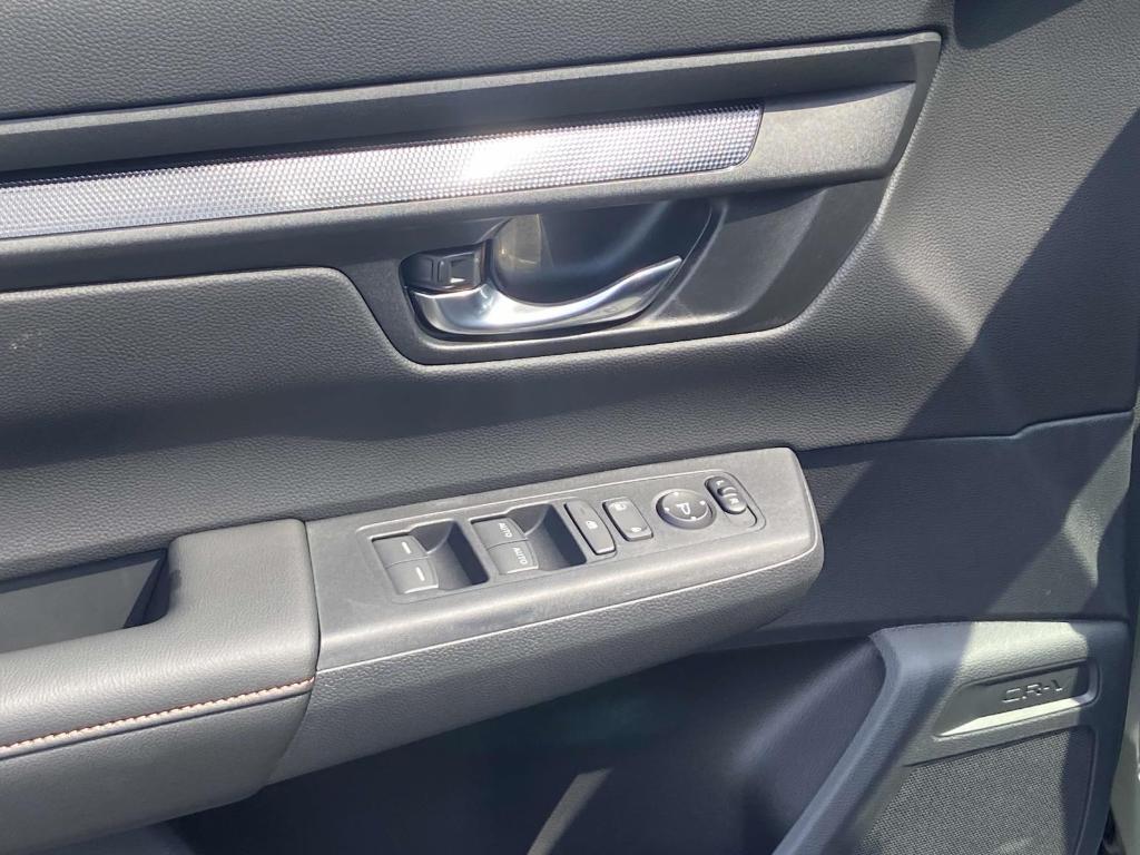 new 2026 Honda CR-V Hybrid car, priced at $40,705