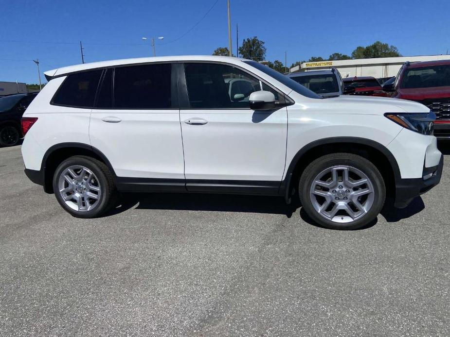 new 2024 Honda Passport car, priced at $44,310