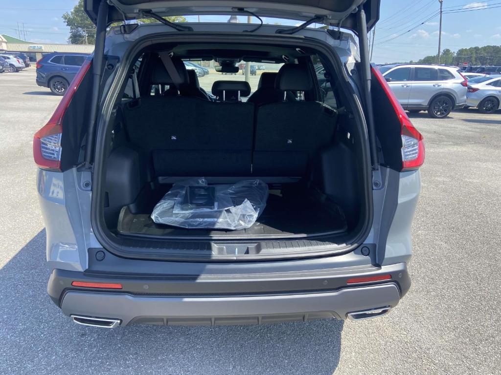 new 2026 Honda CR-V Hybrid car, priced at $40,630