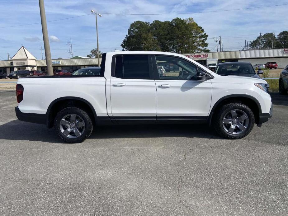 new 2025 Honda Ridgeline car, priced at $47,230