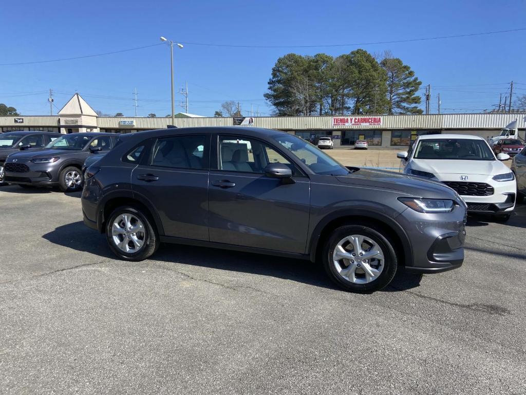 new 2025 Honda HR-V car, priced at $26,750