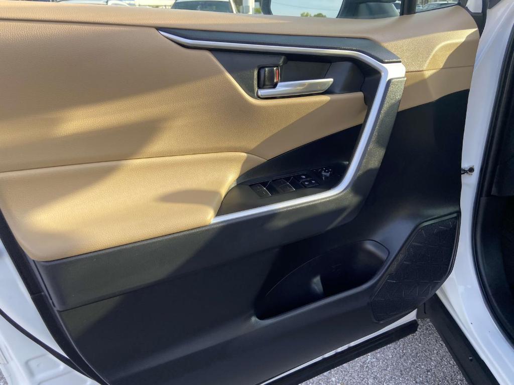 used 2022 Toyota RAV4 Hybrid car, priced at $28,991