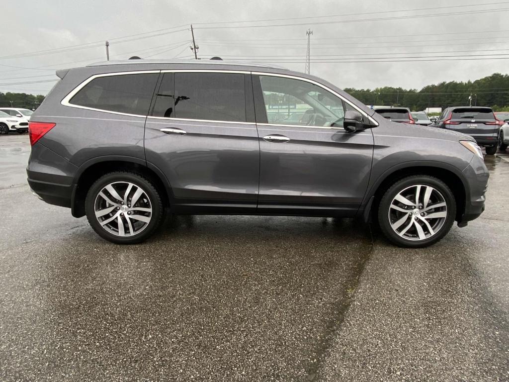 used 2017 Honda Pilot car, priced at $25,491