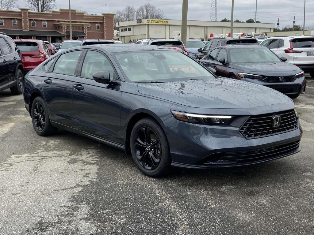 new 2025 Honda Accord car, priced at $31,655