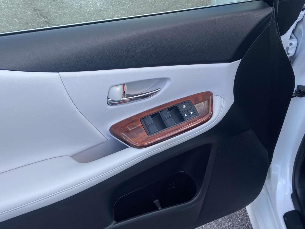 used 2010 Lexus HS 250h car, priced at $11,491