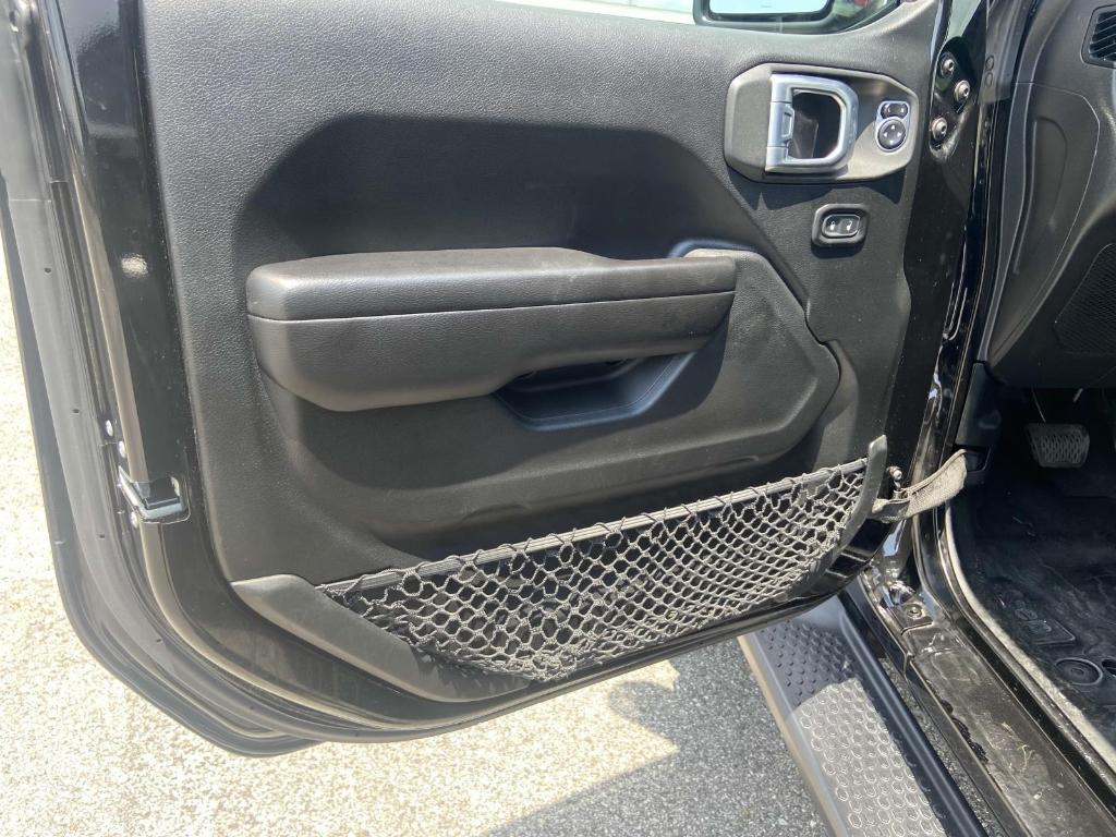 used 2020 Jeep Wrangler Unlimited car, priced at $31,991