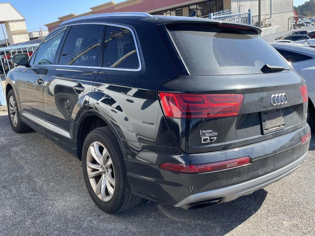 used 2018 Audi Q7 car, priced at $11,000