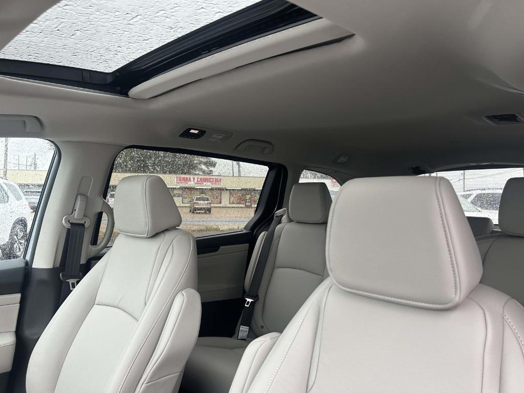 new 2026 Honda Odyssey car, priced at $44,885