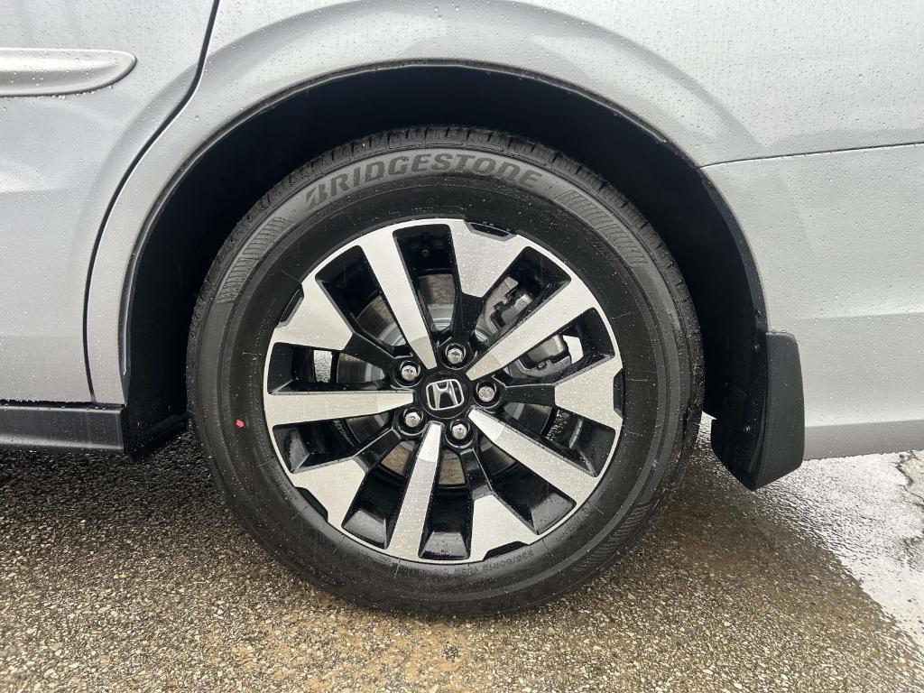 new 2026 Honda Odyssey car, priced at $44,885