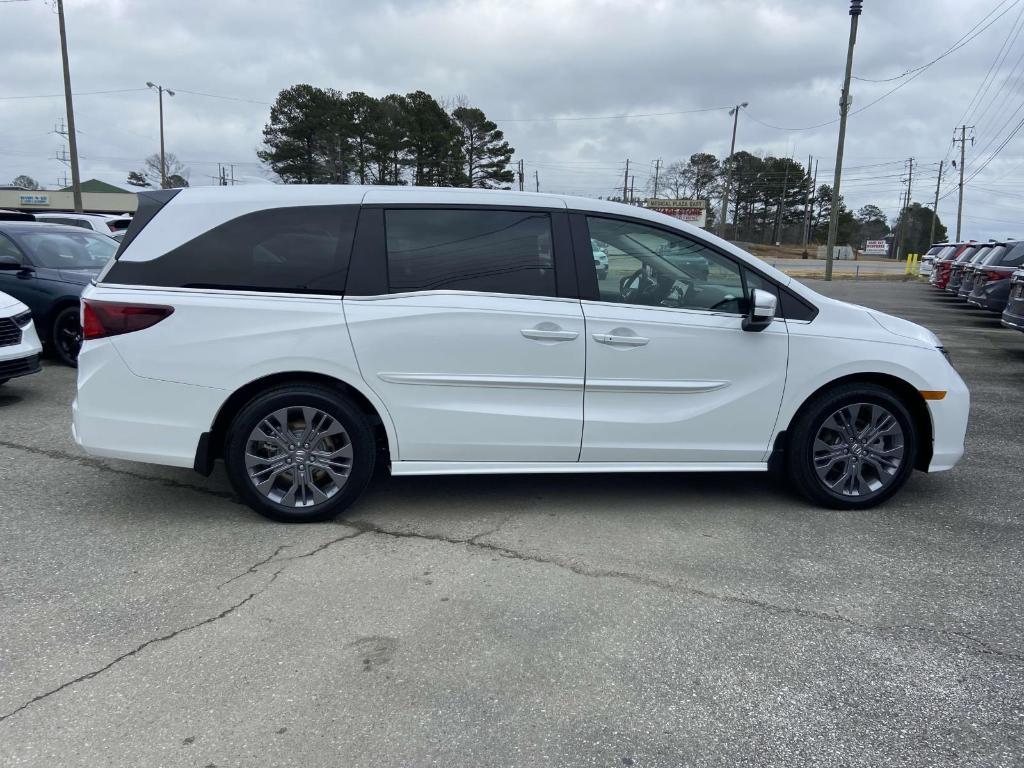 new 2025 Honda Odyssey car, priced at $48,815