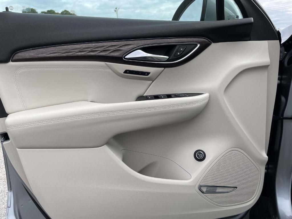 used 2023 Buick Envision car, priced at $26,991