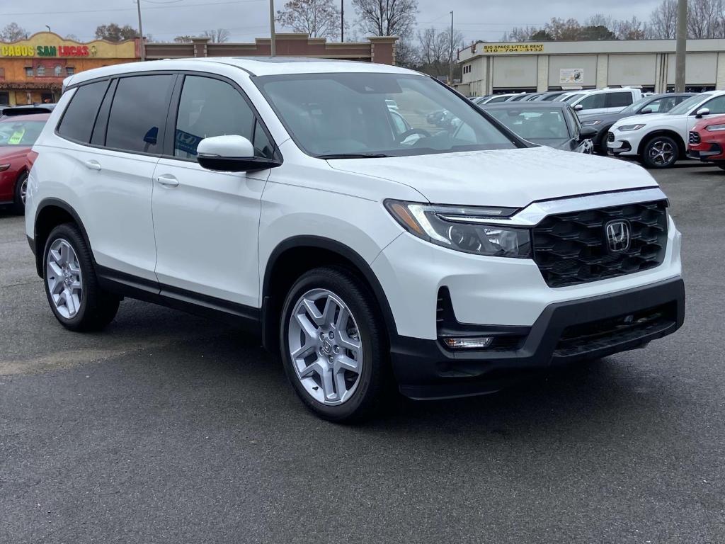 new 2025 Honda Passport car, priced at $44,250