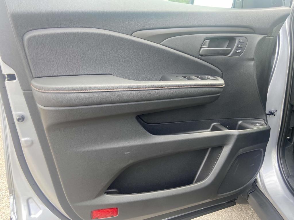new 2025 Honda Ridgeline car, priced at $48,730