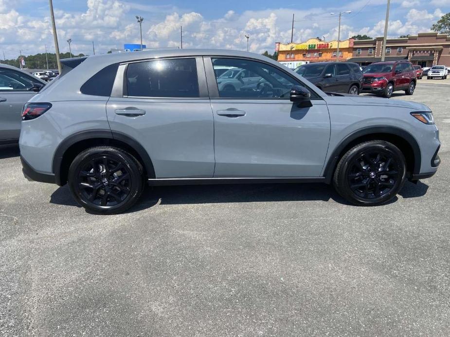 new 2025 Honda HR-V car, priced at $30,505