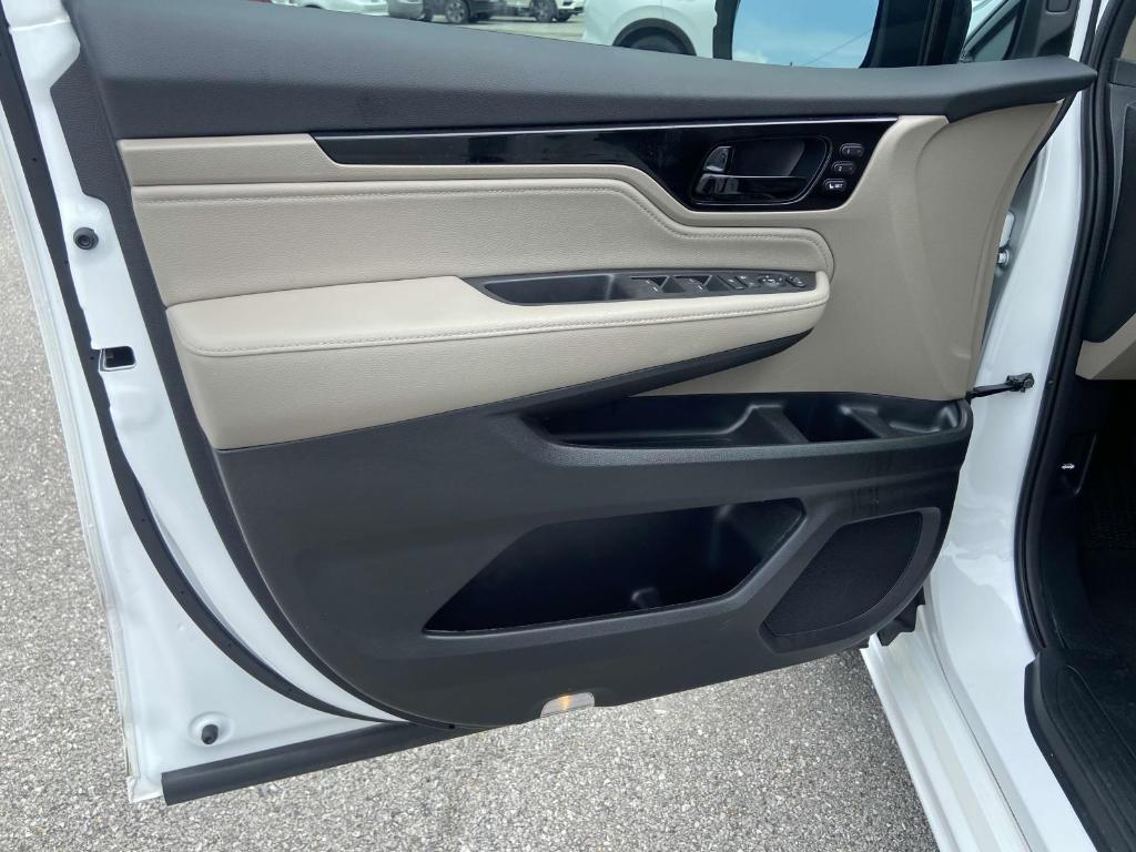 used 2024 Honda Odyssey car, priced at $41,991