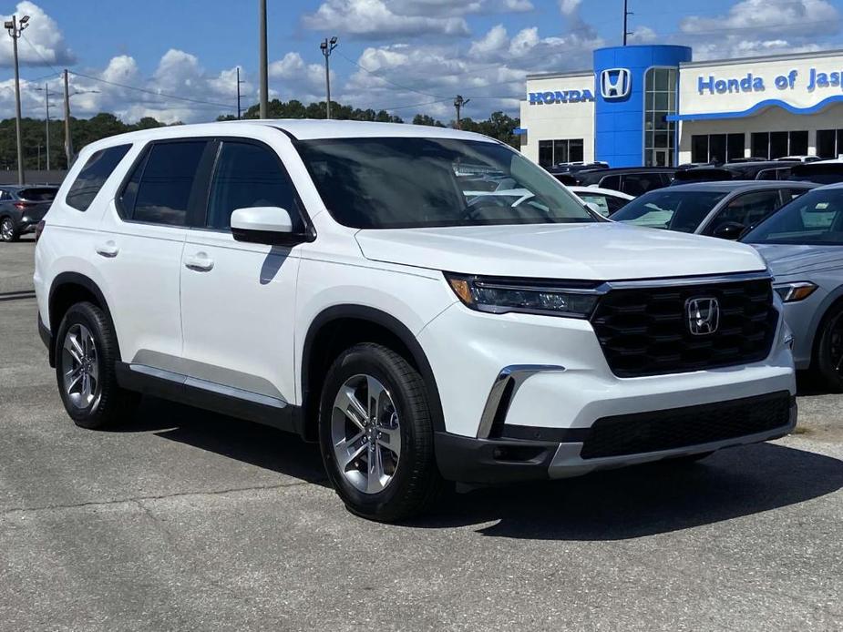 new 2025 Honda Pilot car, priced at $47,150