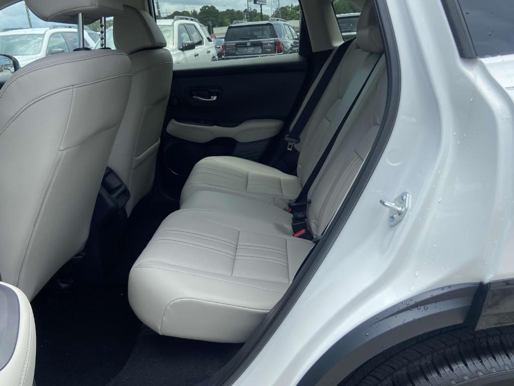 new 2026 Honda HR-V car, priced at $33,400