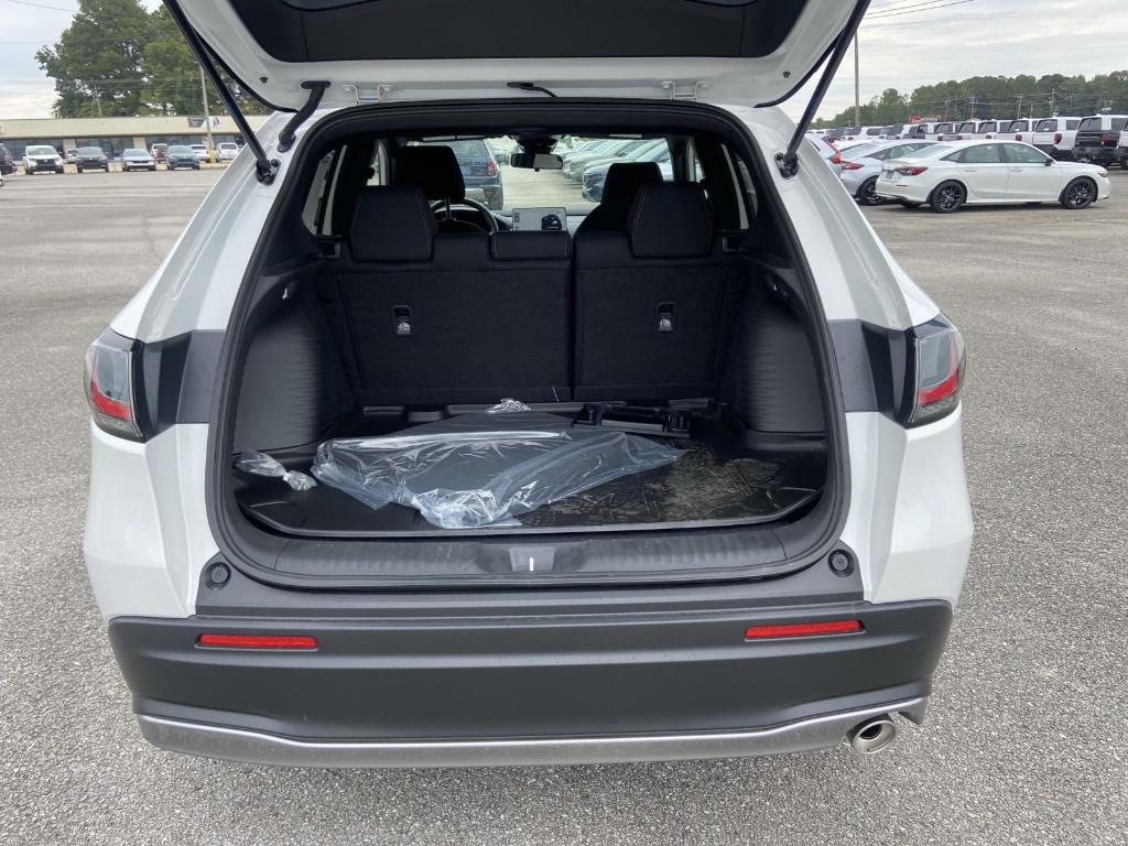 new 2026 Honda HR-V car, priced at $31,350