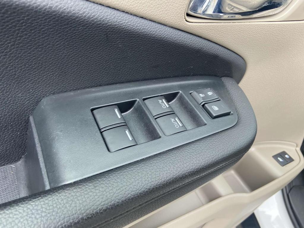 used 2022 Honda Pilot car, priced at $34,991