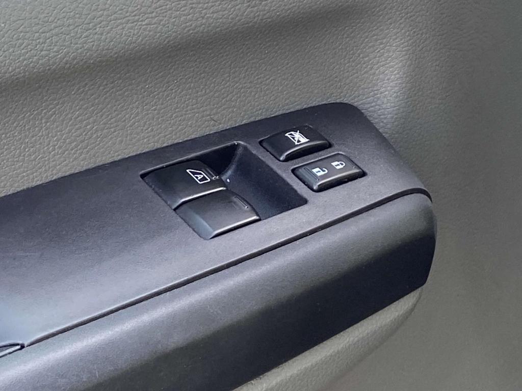 used 2021 Nissan NV Cargo NV2500 HD car, priced at $8,000