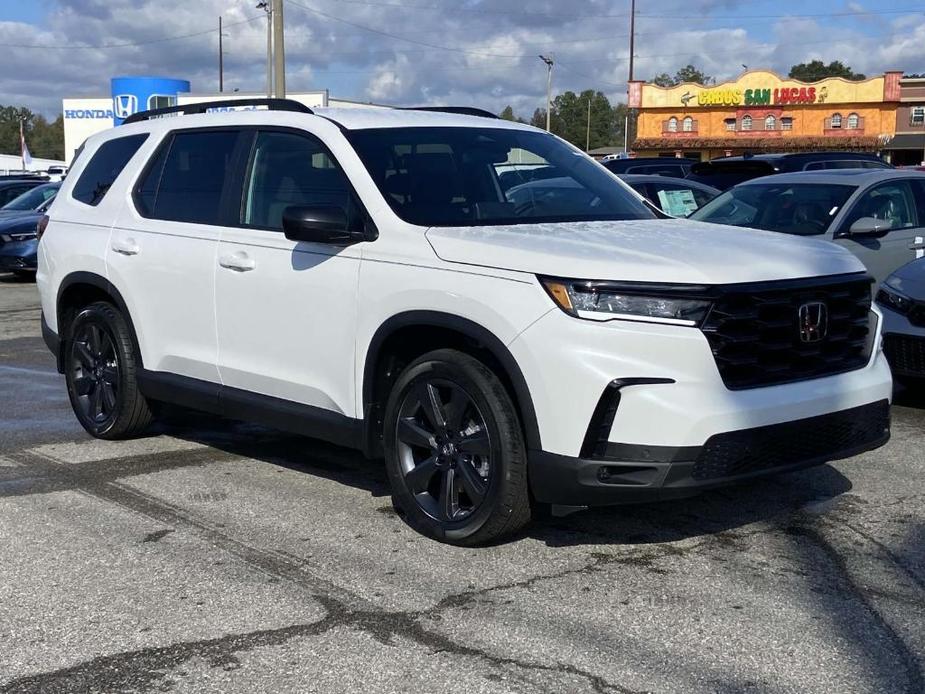 new 2025 Honda Pilot car, priced at $42,050