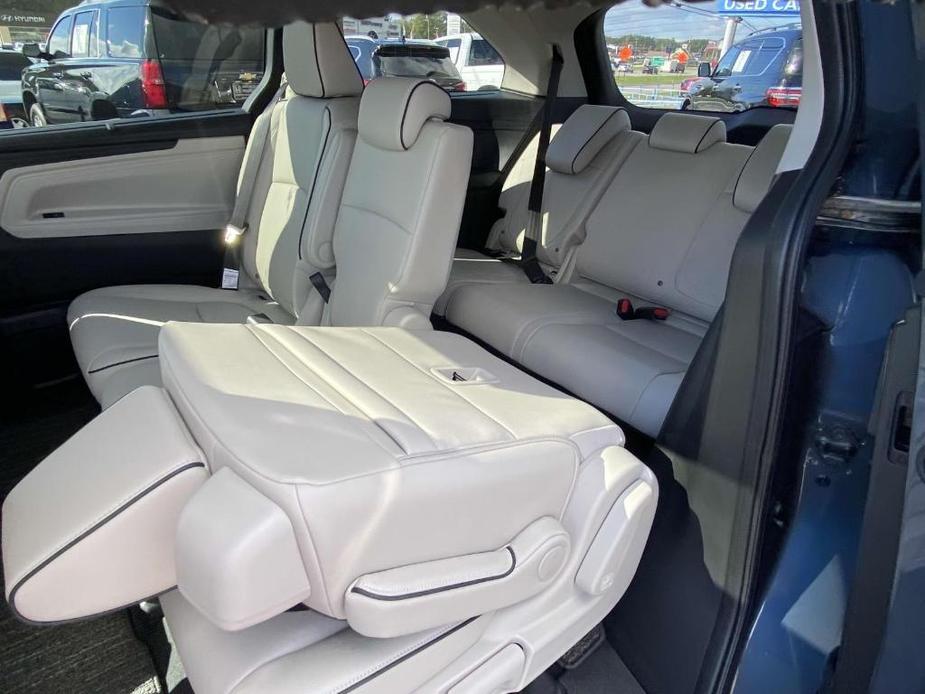 new 2025 Honda Odyssey car, priced at $48,005