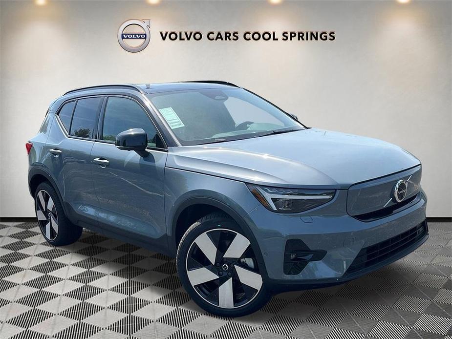 new 2023 Volvo XC40 Recharge Pure Electric car