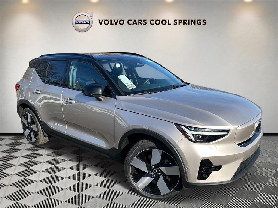 new 2024 Volvo XC40 Recharge Pure Electric car