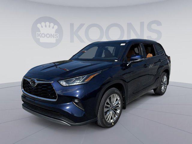 new 2025 Toyota Highlander car, priced at $54,053