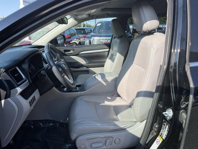 used 2016 Toyota Highlander car, priced at $15,800