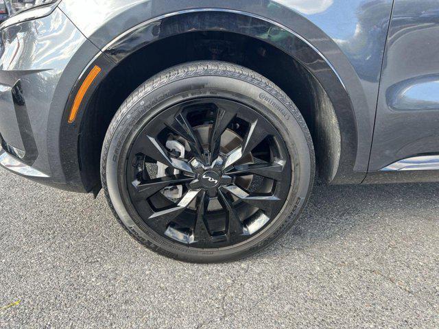 used 2023 Kia Sorento car, priced at $32,000