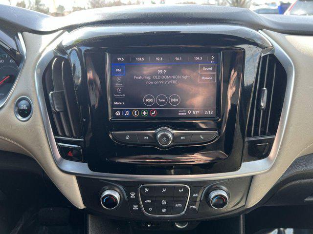 used 2022 Chevrolet Traverse car, priced at $23,800