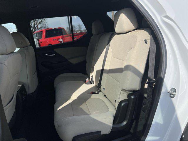 used 2022 Chevrolet Traverse car, priced at $23,800