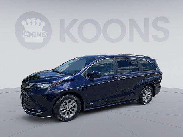 used 2021 Toyota Sienna car, priced at $39,700
