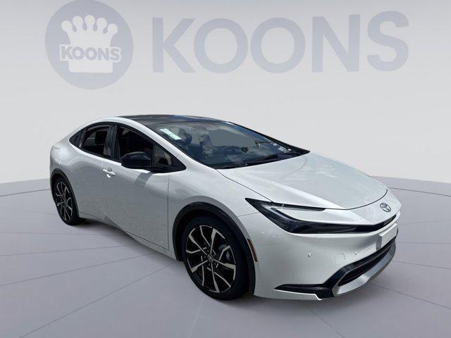 new 2025 Toyota Prius Plug-In Hybrid car, priced at $39,432