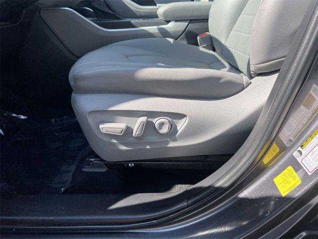 used 2022 Toyota Highlander car, priced at $38,400